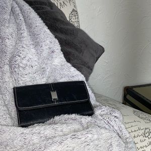 ⚫️ Nine West leather clutch wallet ⚫️
